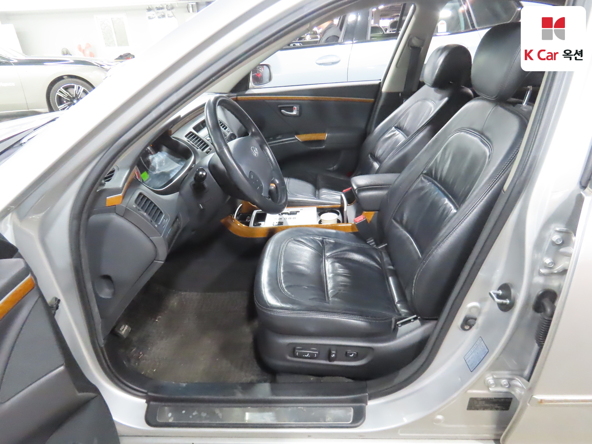 Hyundai AZERA 2008 - Image 17