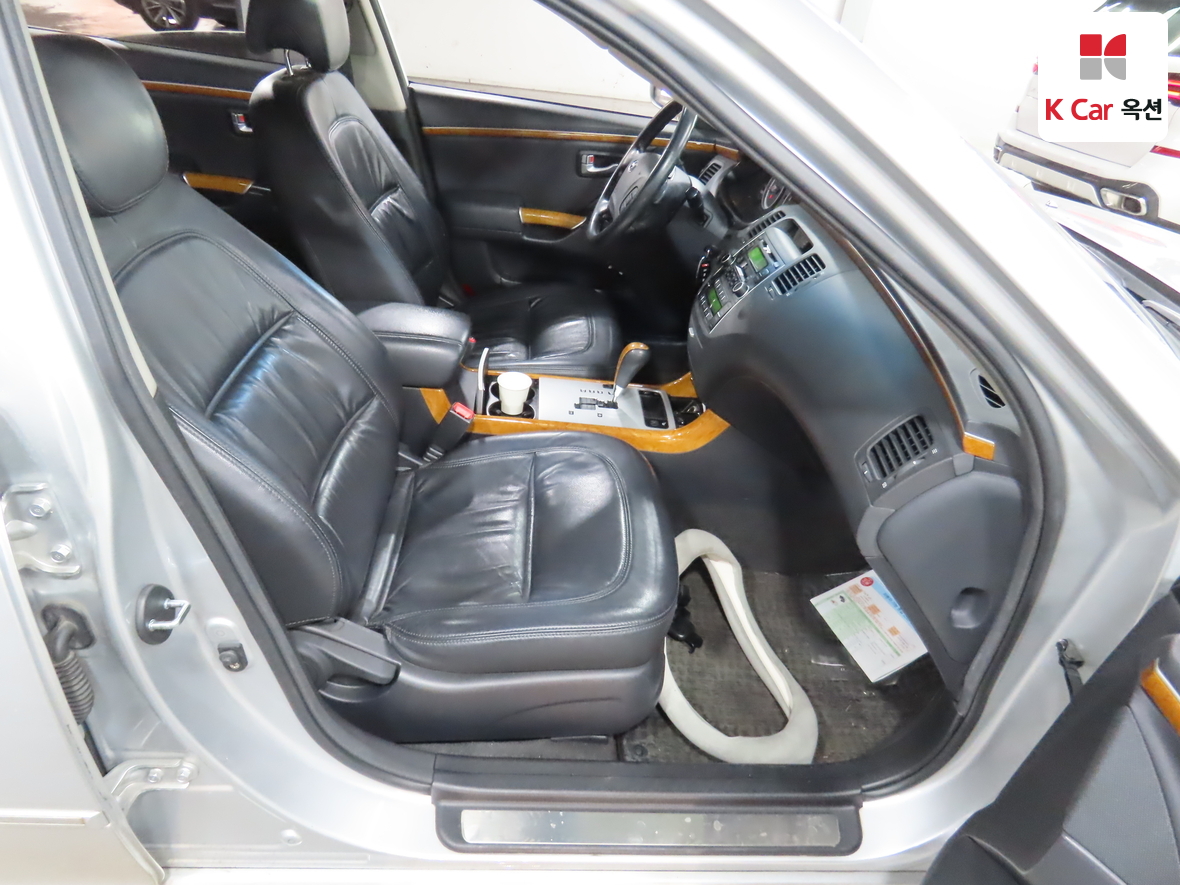 Hyundai AZERA 2008 - Image 28