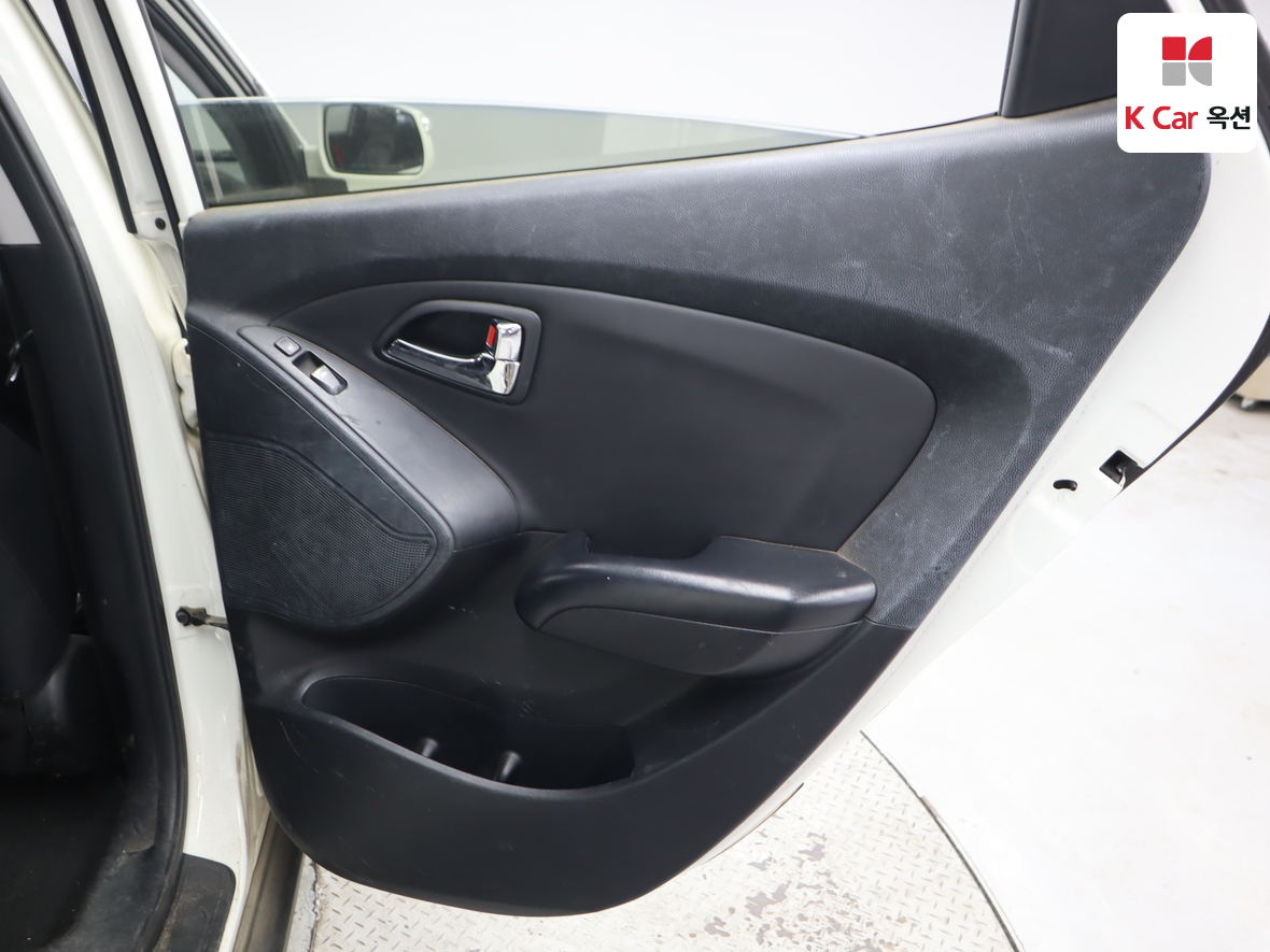 Hyundai Tucson 2012 - Image 28