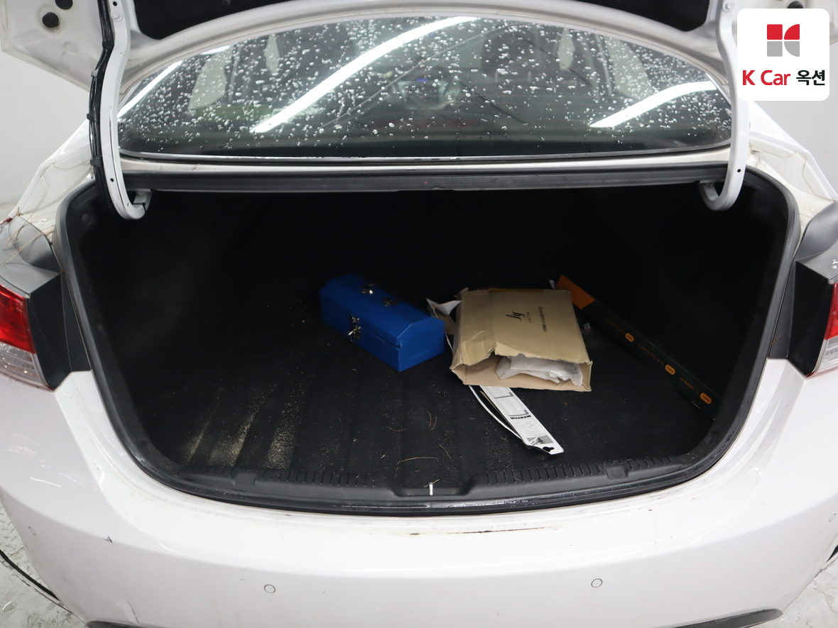 Hyundai Elantra 2013 - Image 28