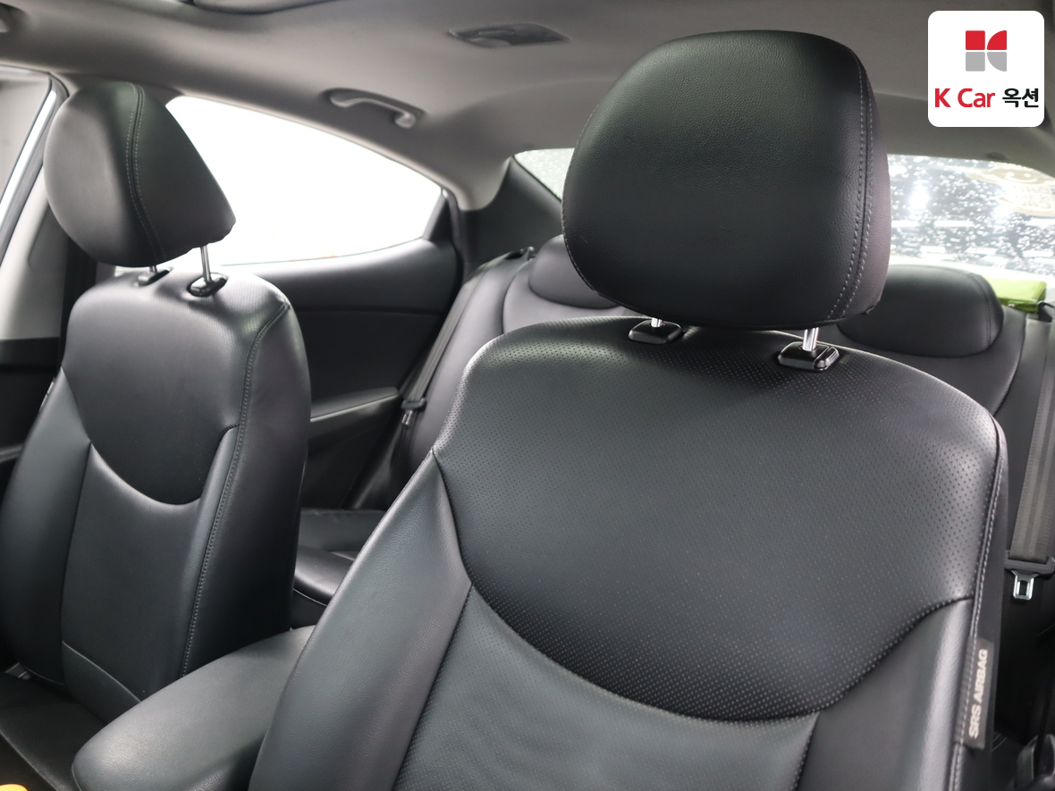 Hyundai Elantra 2013 - Image 20