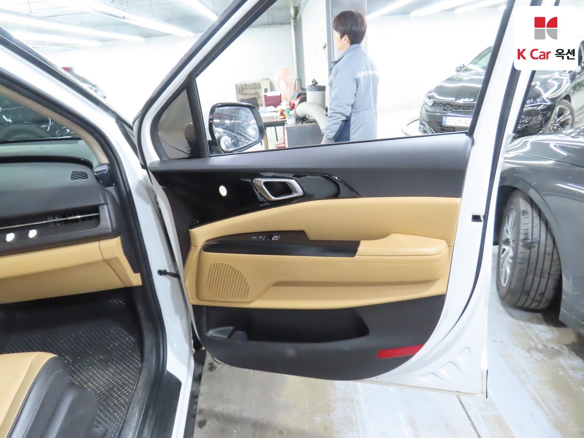 Kia Carnival 2021 - Image 27