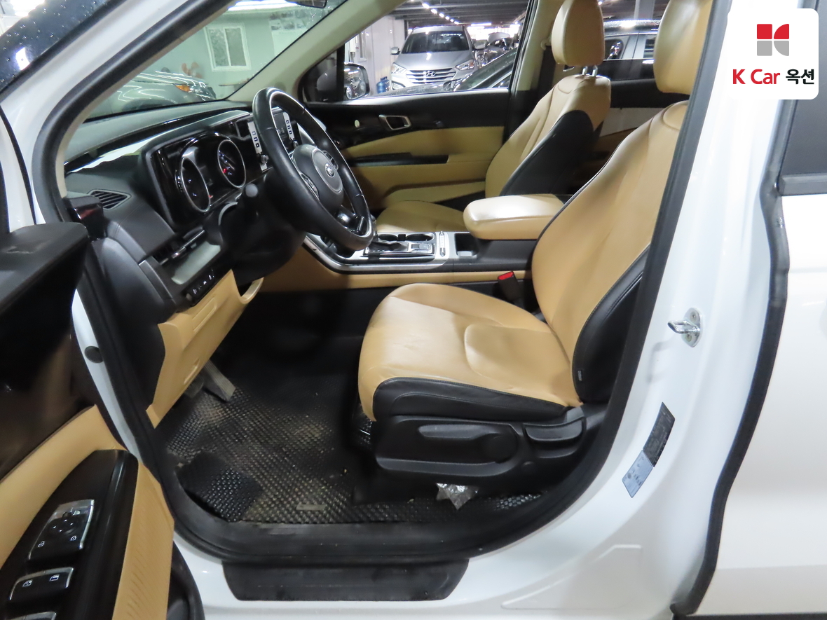 Kia Carnival 2021 - Image 18
