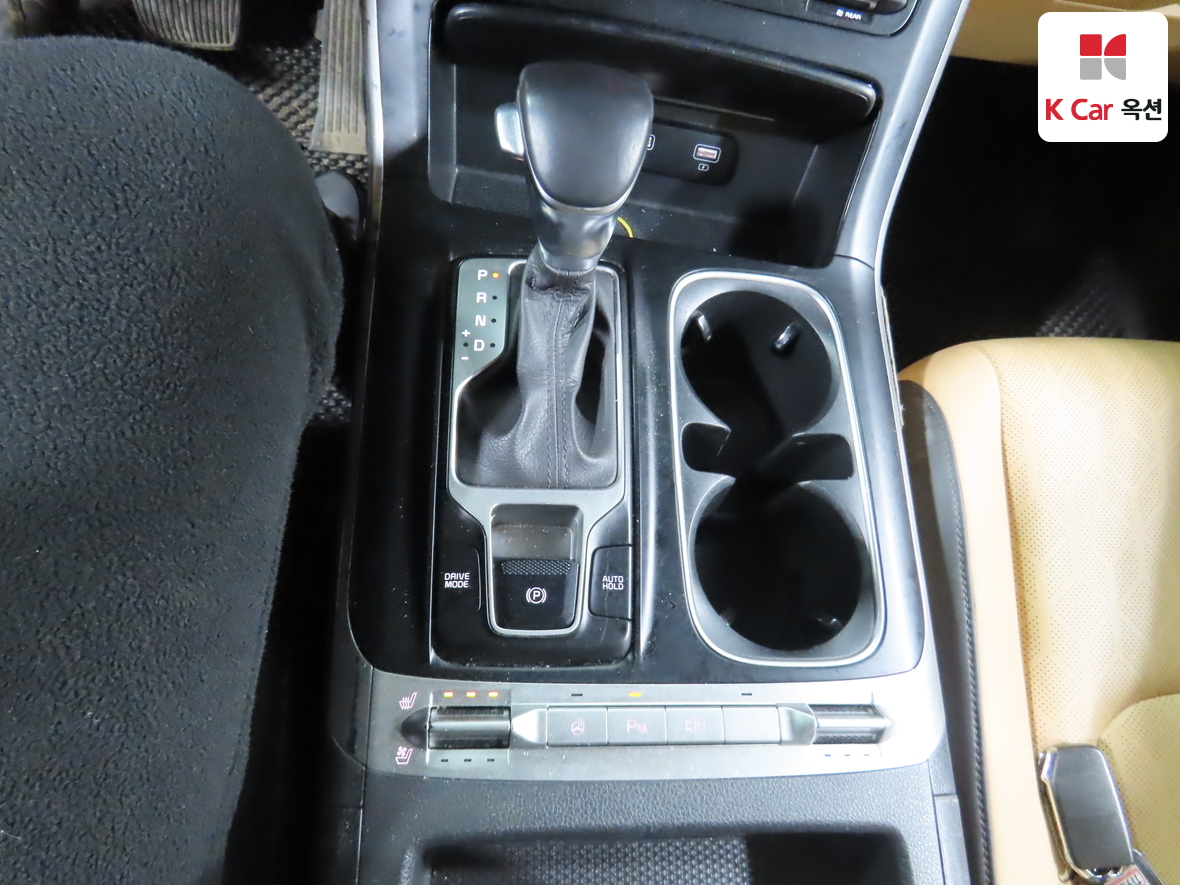 Kia Carnival 2021 - Image 16