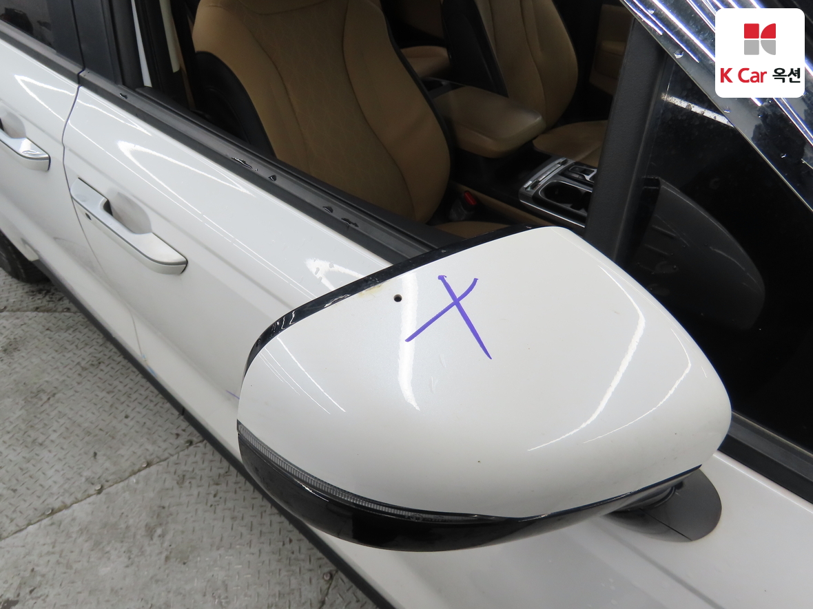 Kia Carnival 2021 - Image 38