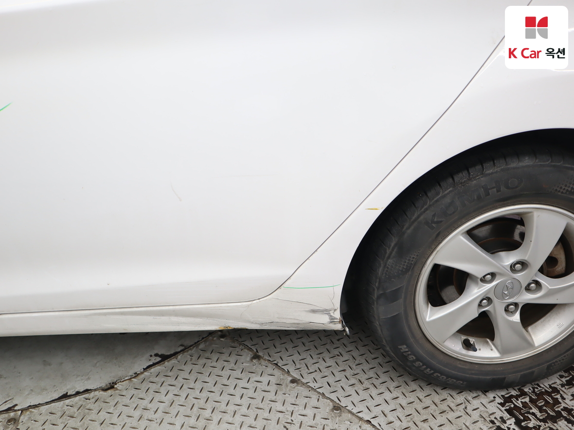 Hyundai Elantra 2014 - Image 37