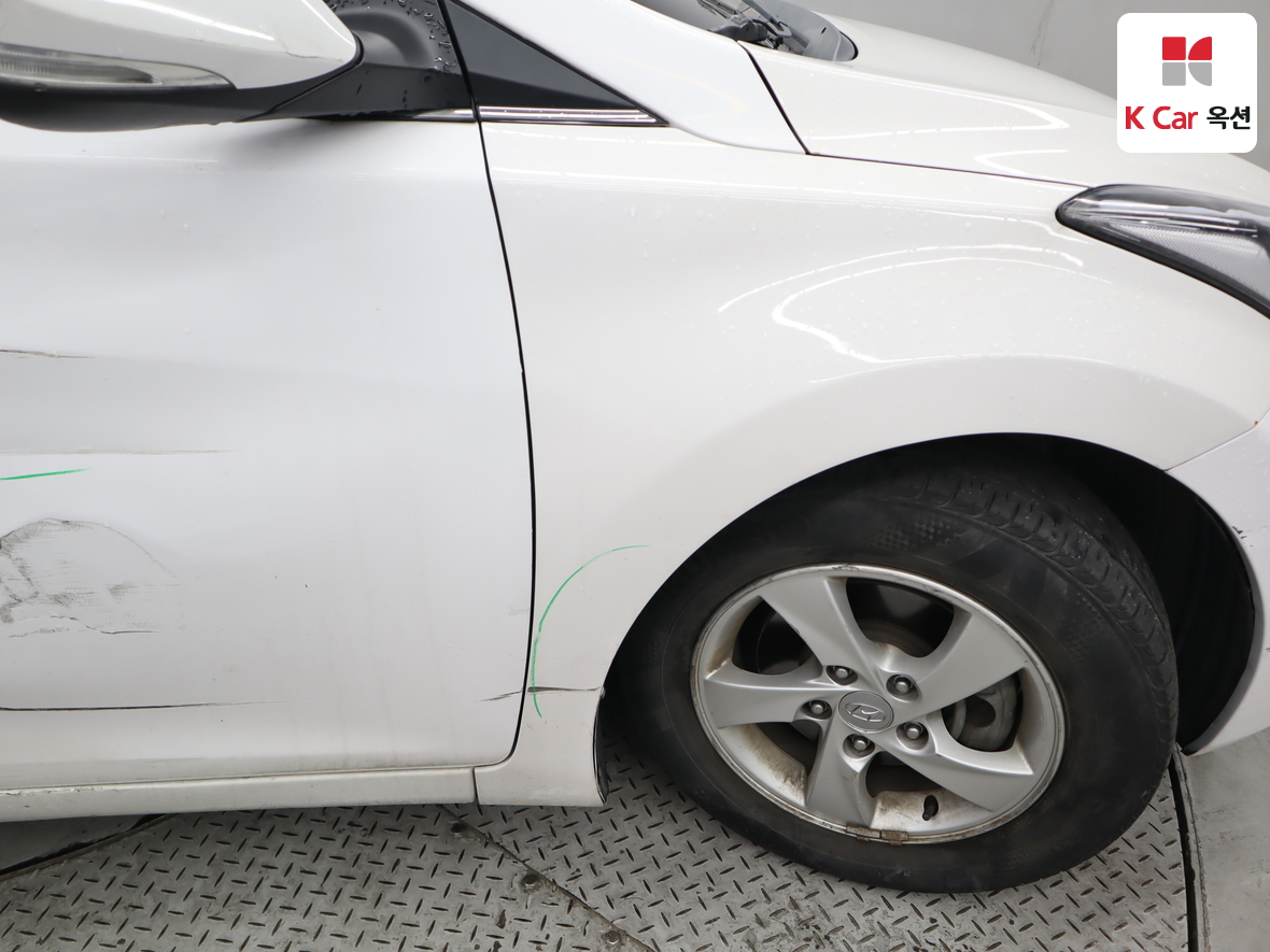 Hyundai Elantra 2014 - Image 43