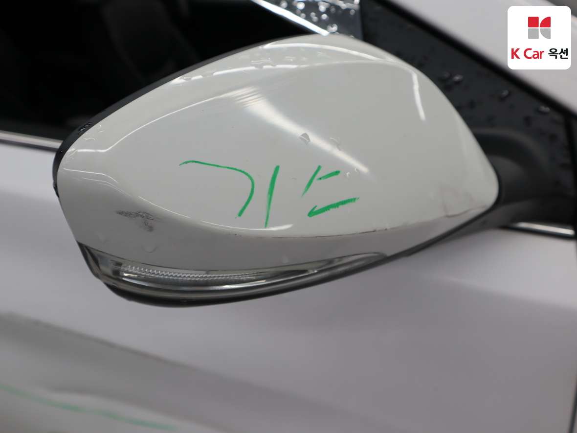 Hyundai Elantra 2014 - Image 45