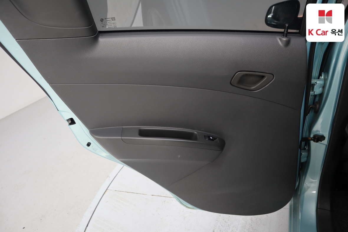 جنرال موتورز كوريا سبارك 2012 - صورة 21