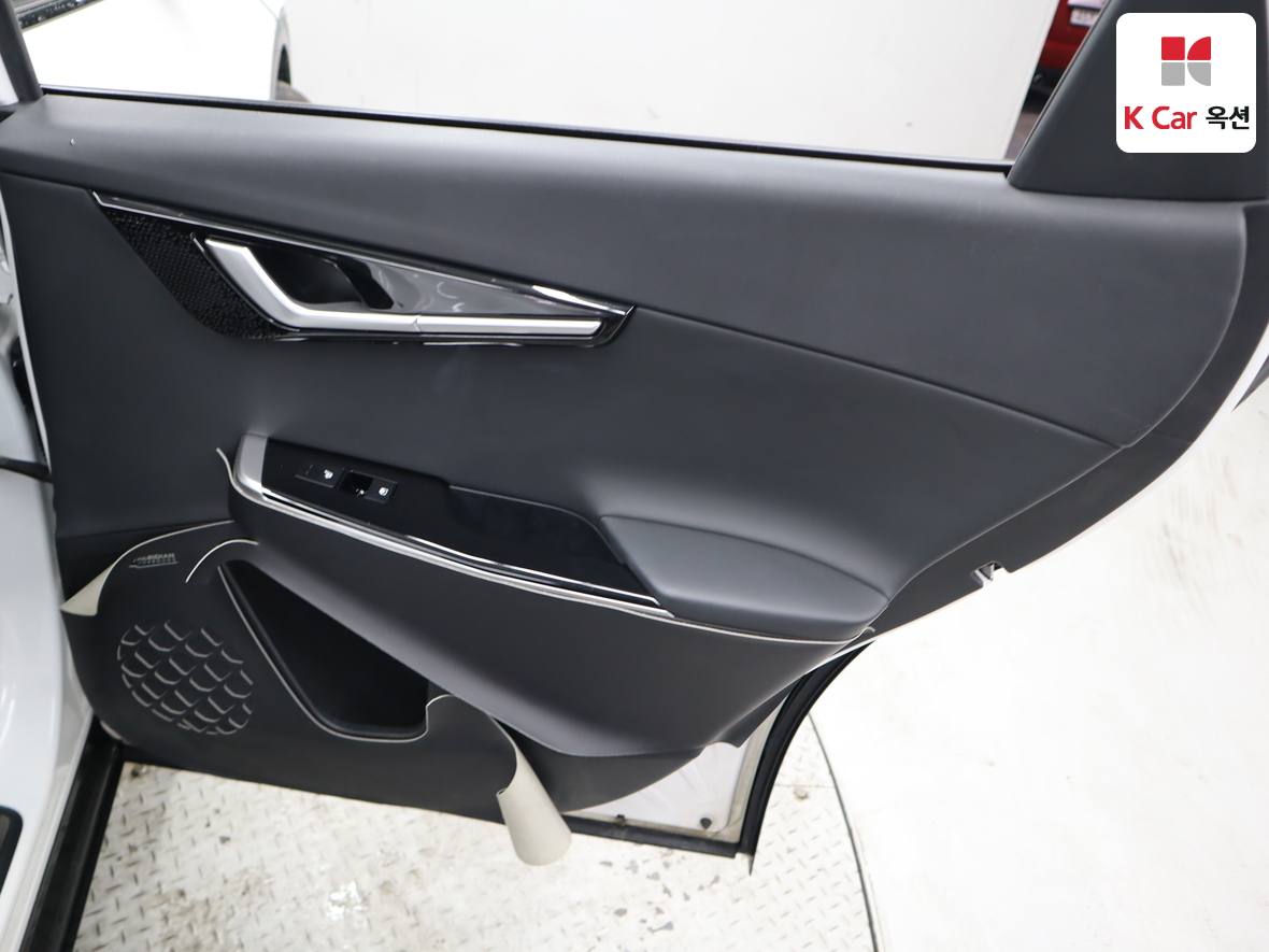 Kia EV6 2022 - Image 29