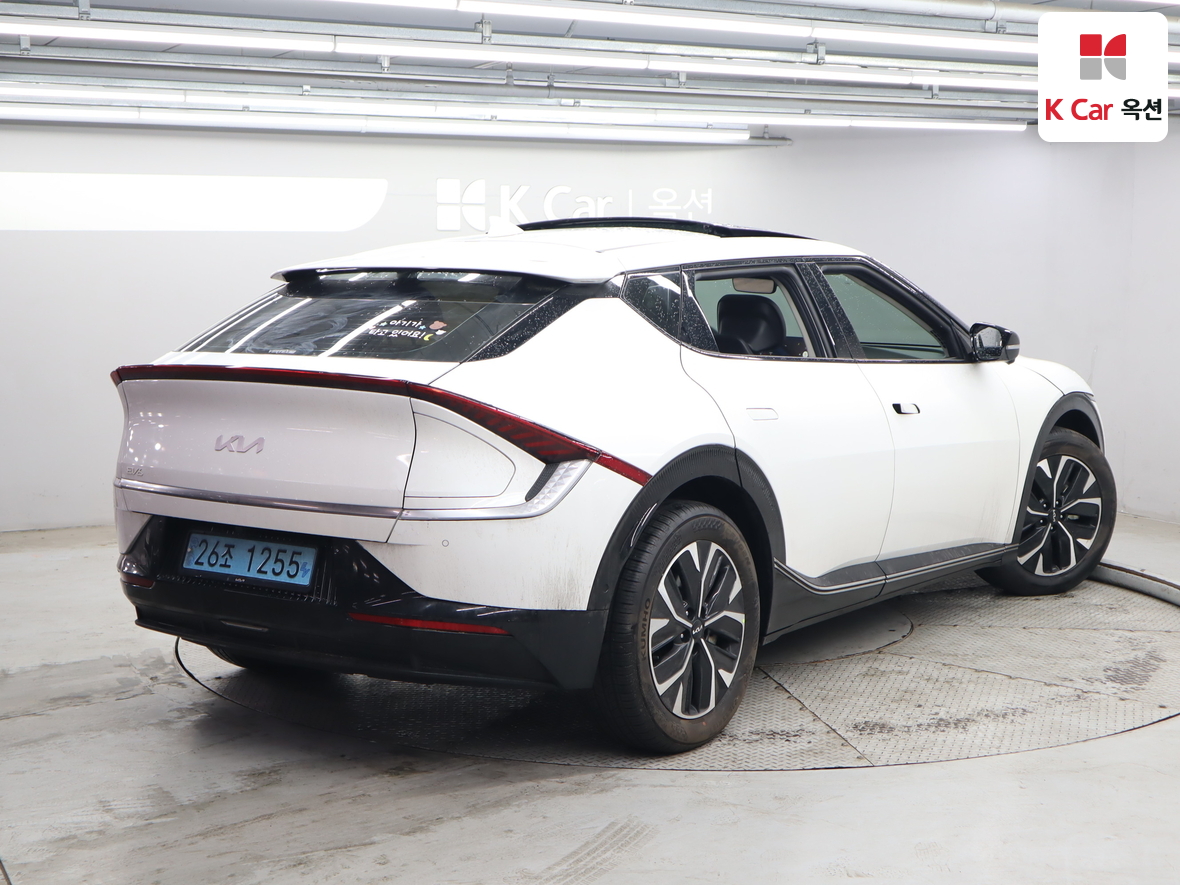 Kia EV6 2022 - Image 2