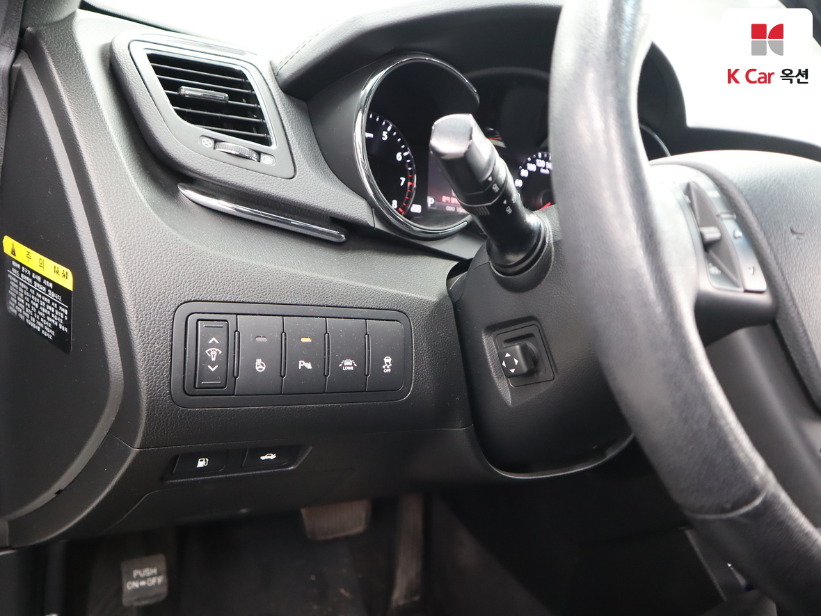 Kia K7 2011 - Image 9