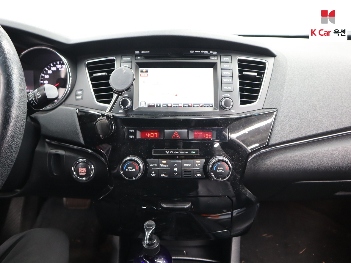 Kia K7 2011 - Image 6