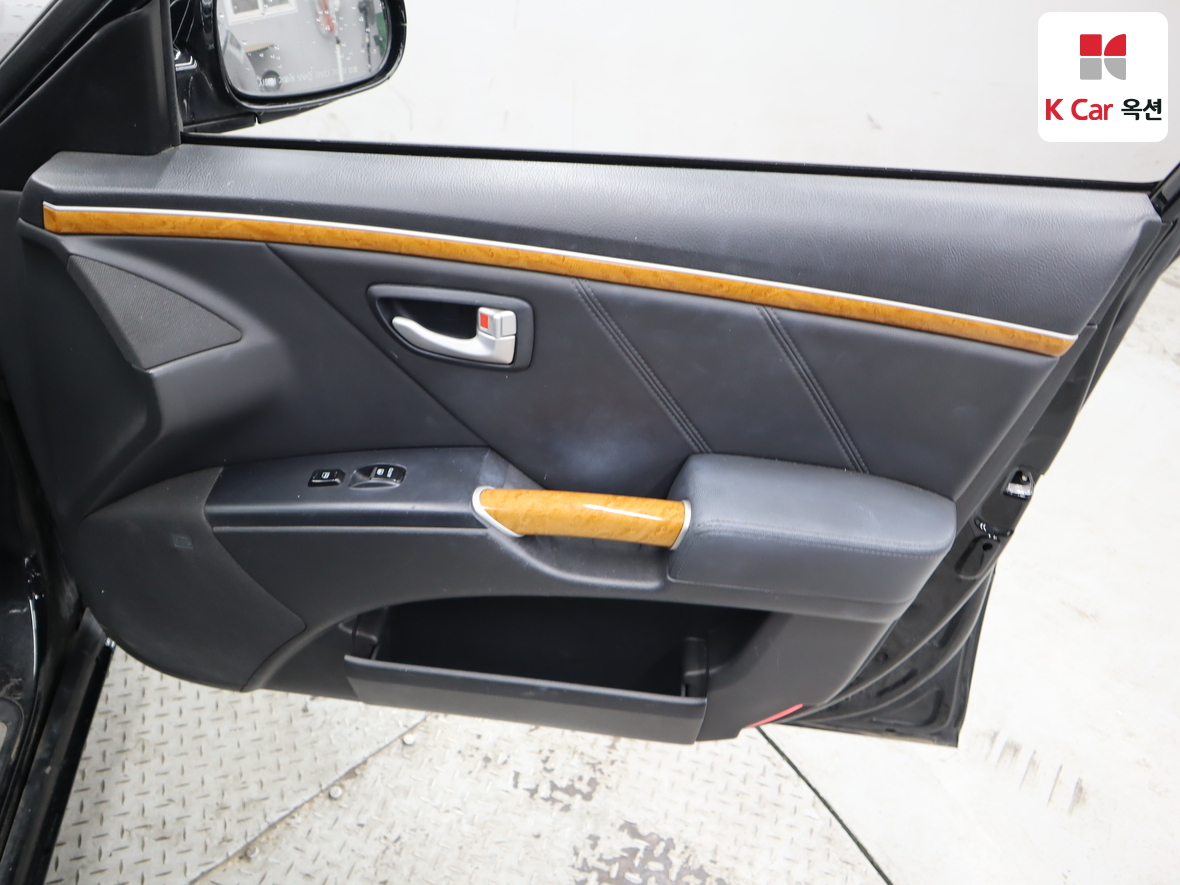 Hyundai AZERA 2008 - Image 27