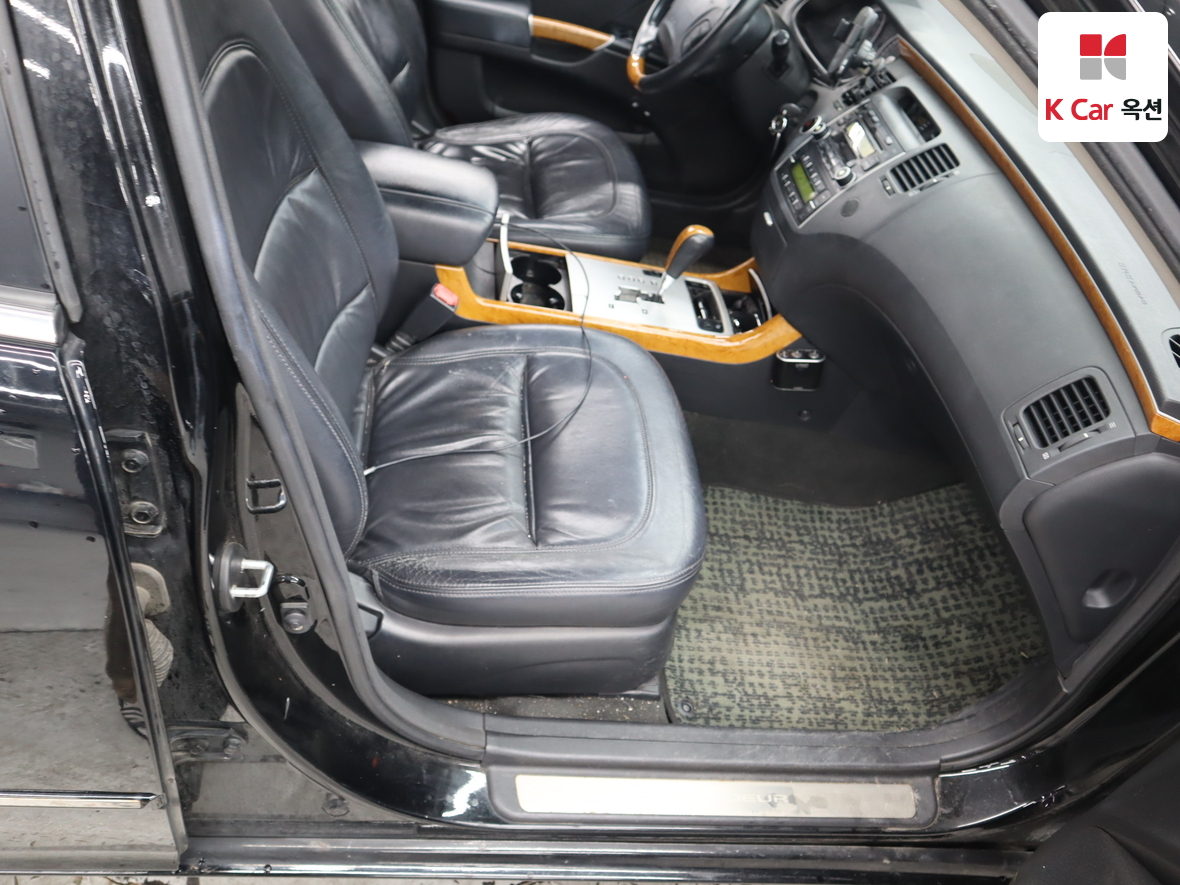 Hyundai AZERA 2008 - Image 28