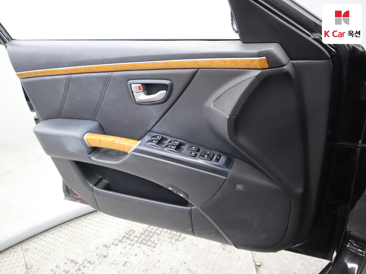 Hyundai AZERA 2008 - Image 8