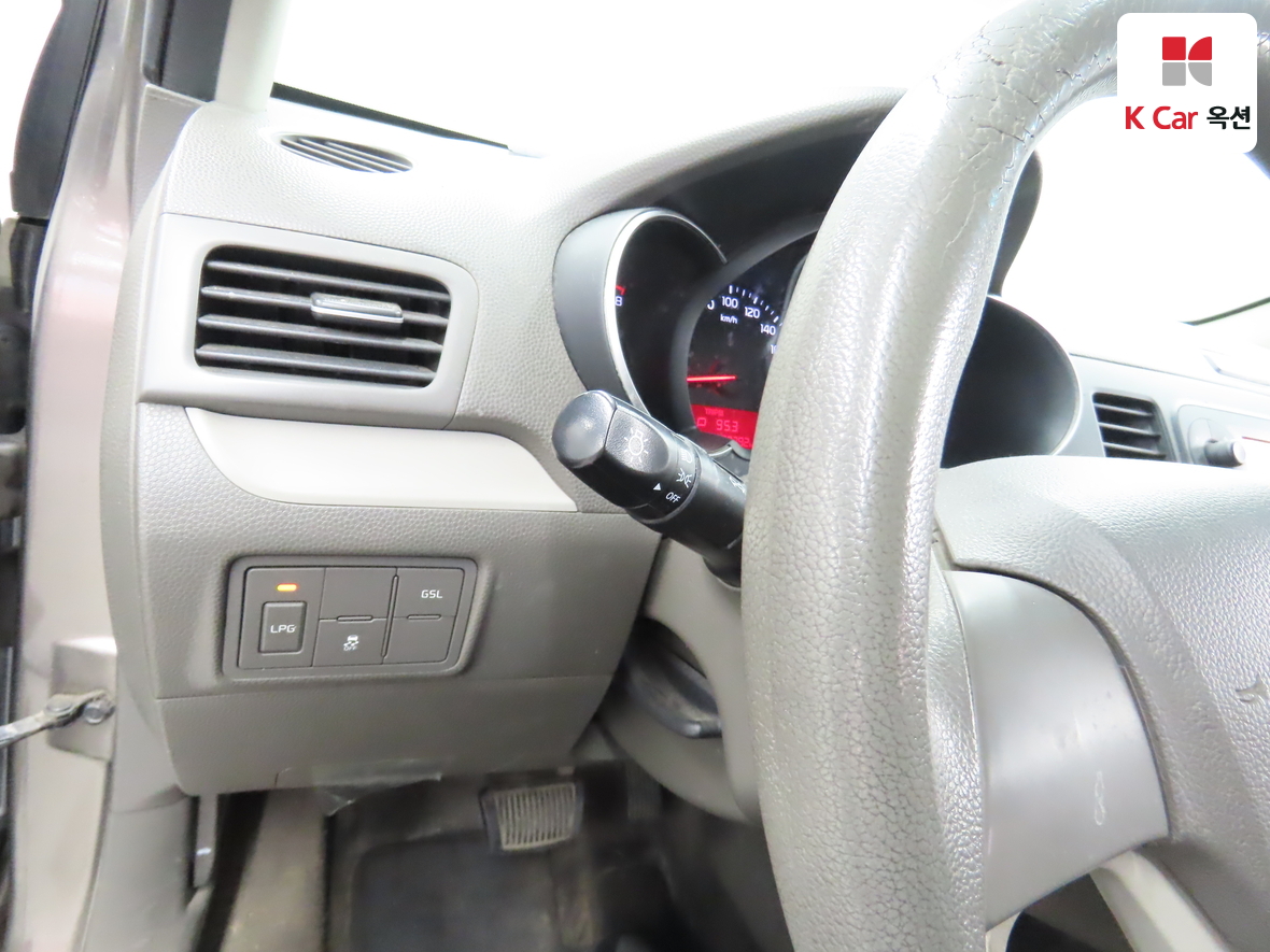 كيا مورنينج 2016 - صورة 9