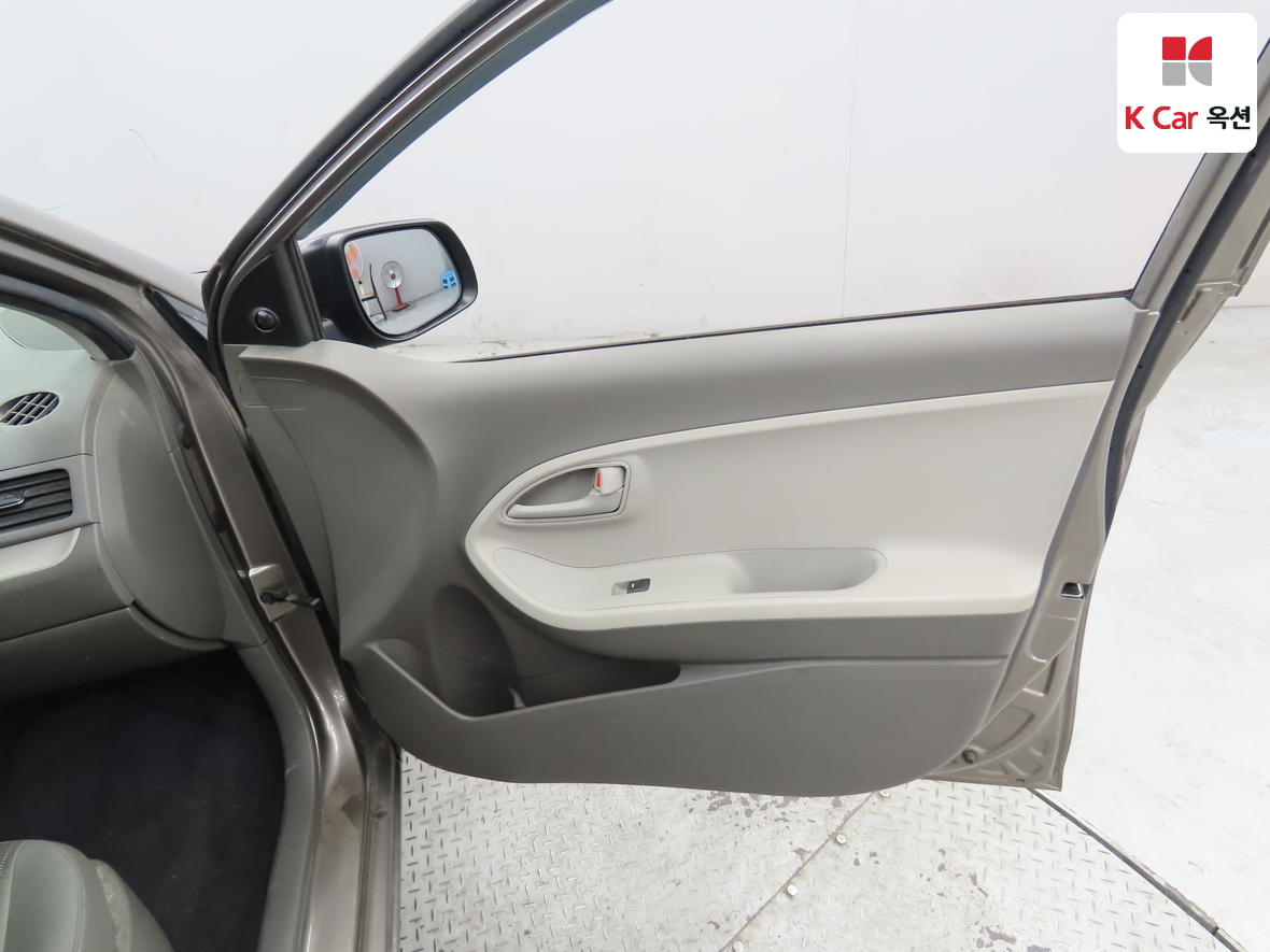 كيا مورنينج 2016 - صورة 28