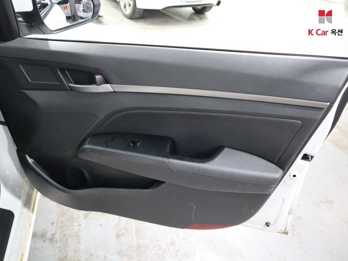 현대자동차 아반떼 2018 - 이미지 27