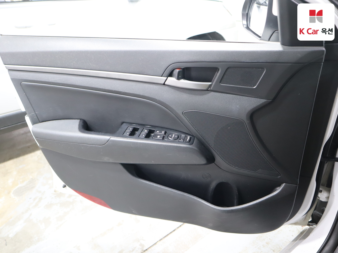 현대자동차 아반떼 2018 - 이미지 8