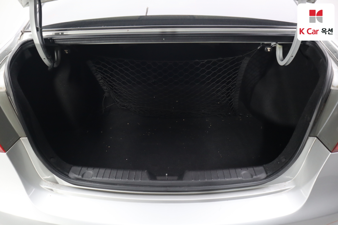 Hyundai Elantra 2007 - Image 24