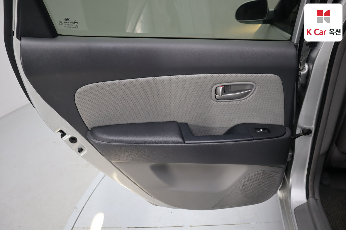 Hyundai Elantra 2007 - Image 21