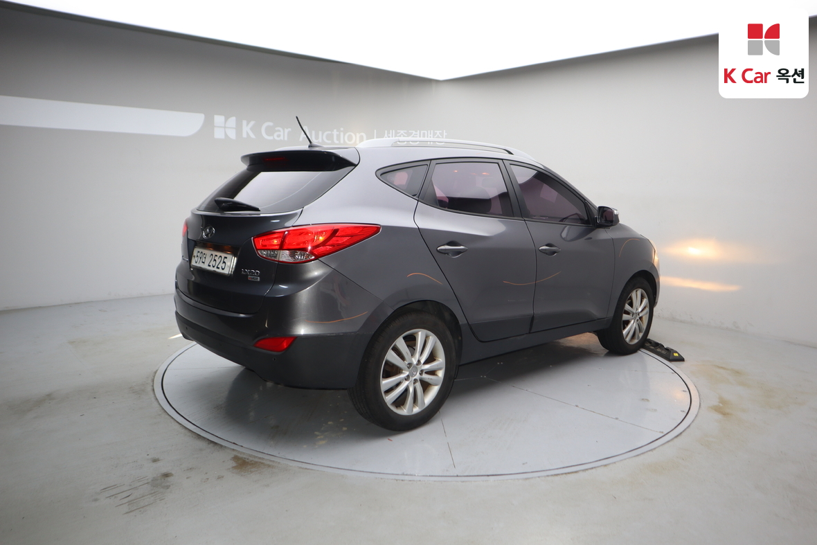 هيونداي توسان 2010 - صورة 2