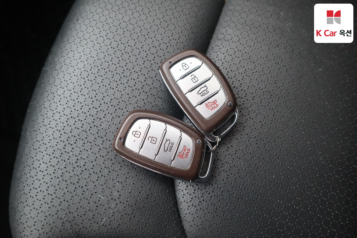 Hyundai Elantra 2016 - Image 16