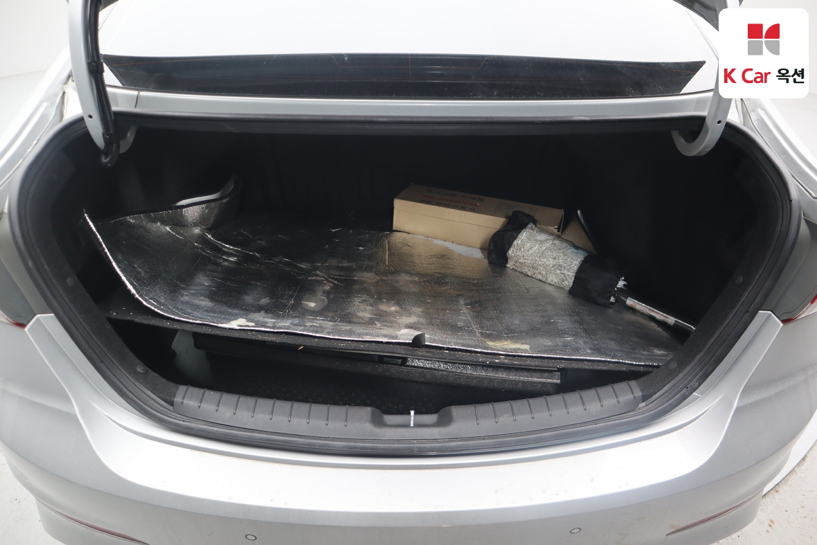 Hyundai Elantra 2016 - Image 23