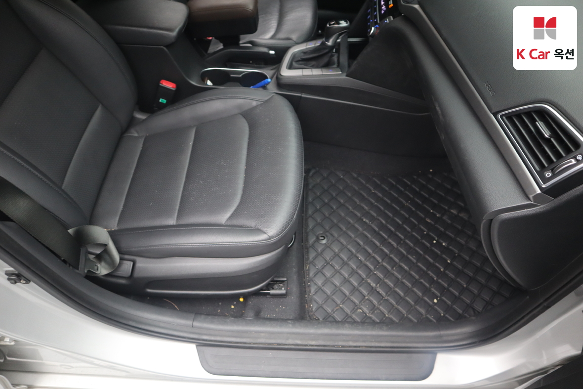 Hyundai Elantra 2016 - Image 27