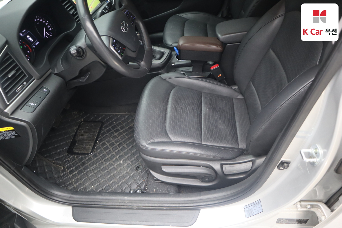 Hyundai Elantra 2016 - Image 18