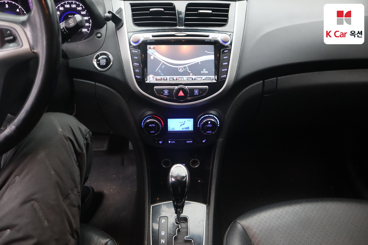 Hyundai Accent 2014 - Image 6