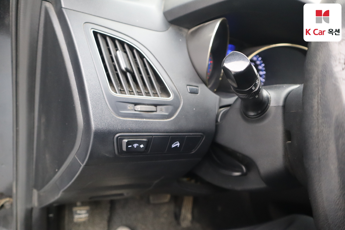 Hyundai Tucson 2011 - Image 9