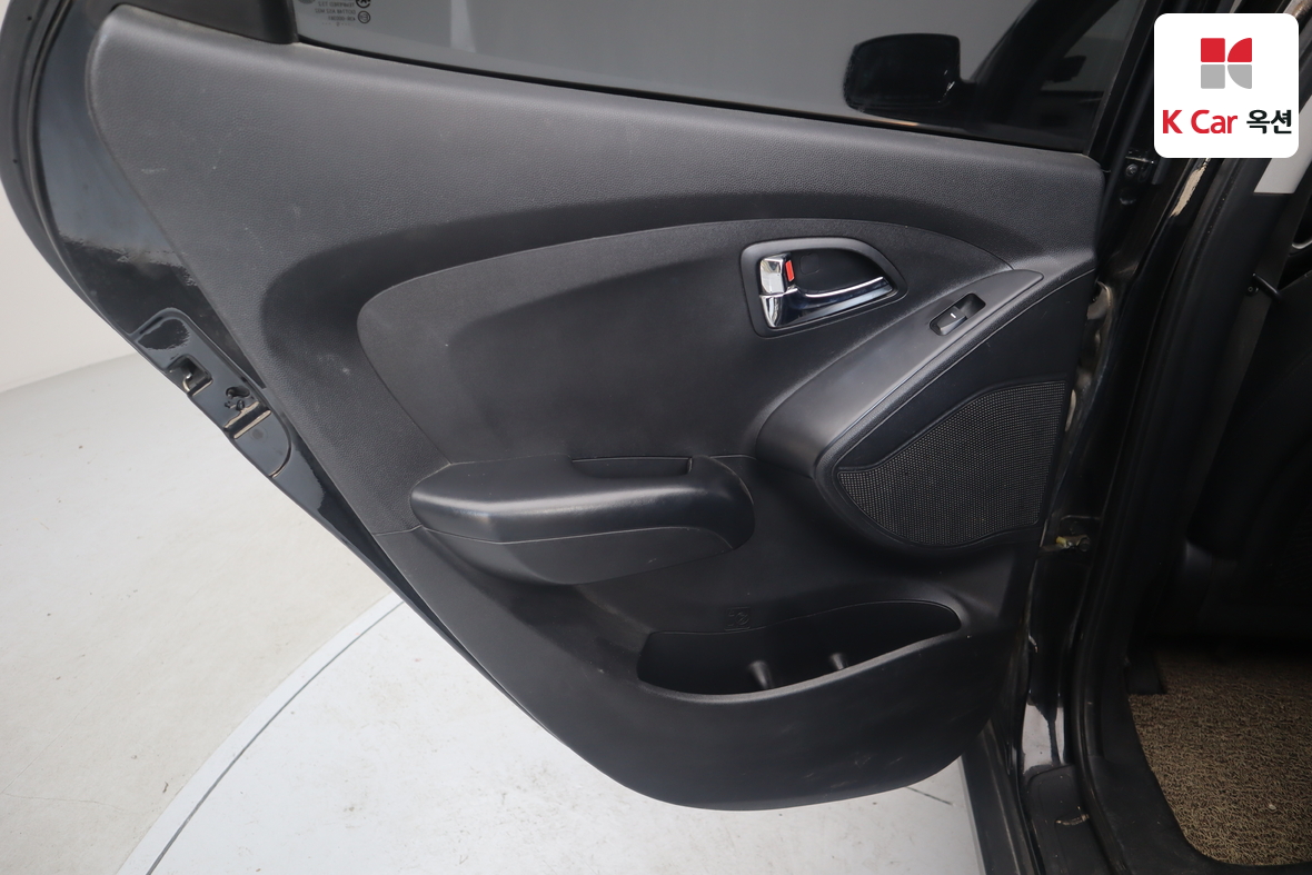 Hyundai Tucson 2011 - Image 20
