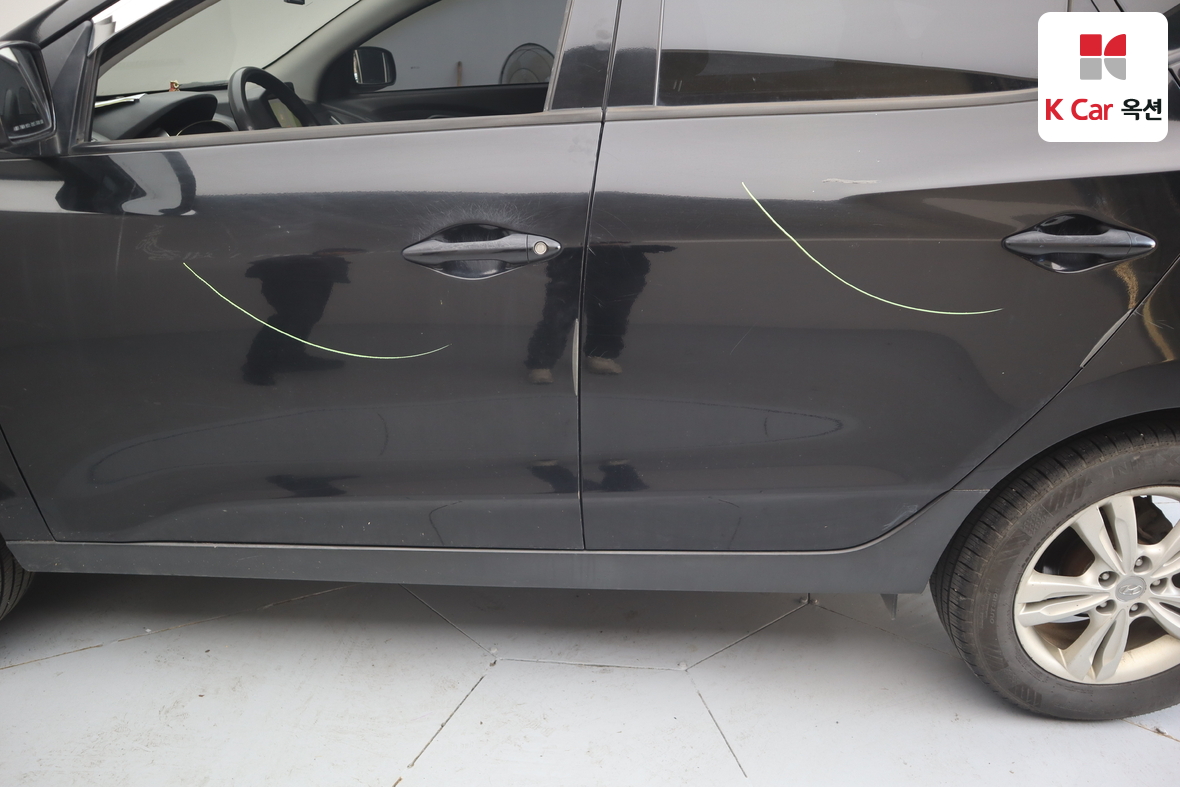Hyundai Tucson 2011 - Image 35