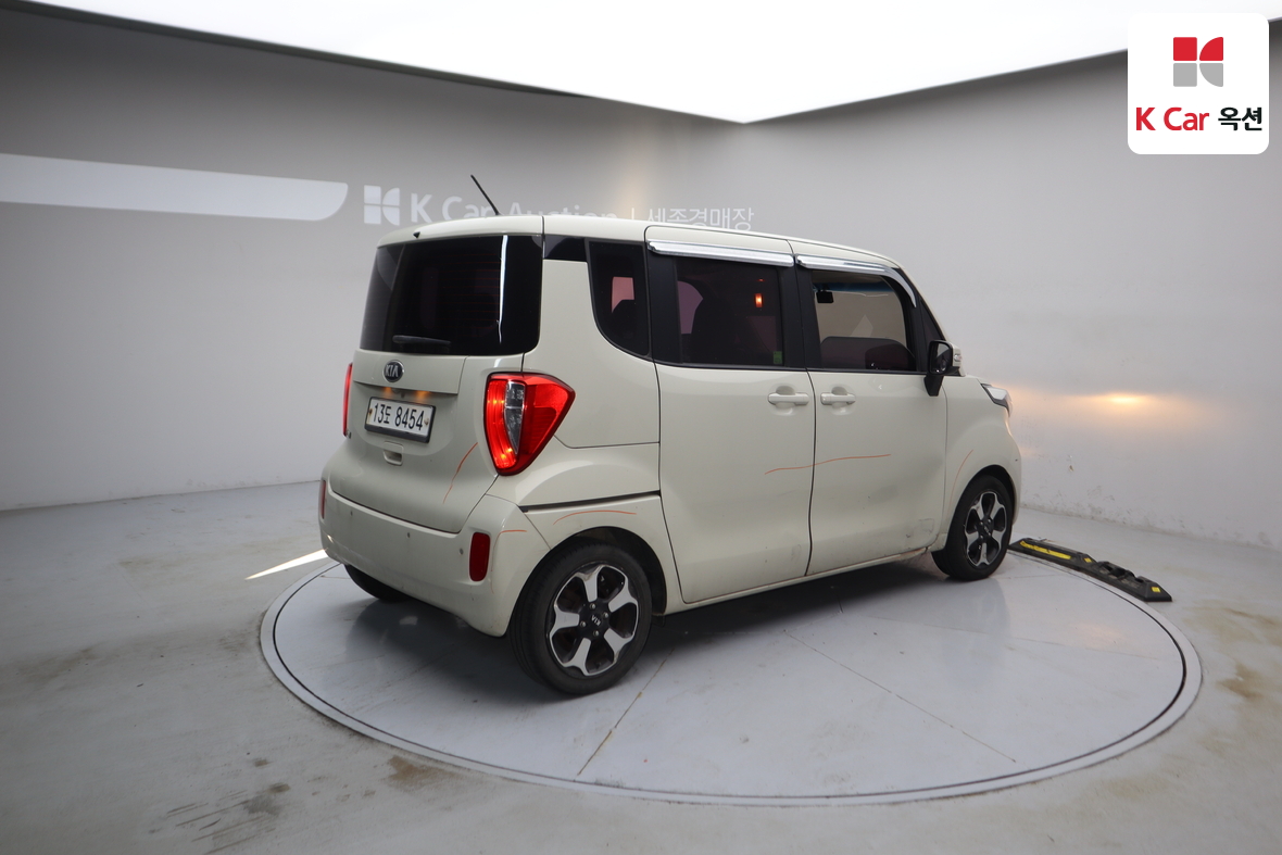 Kia Ray 2013 - Image 2