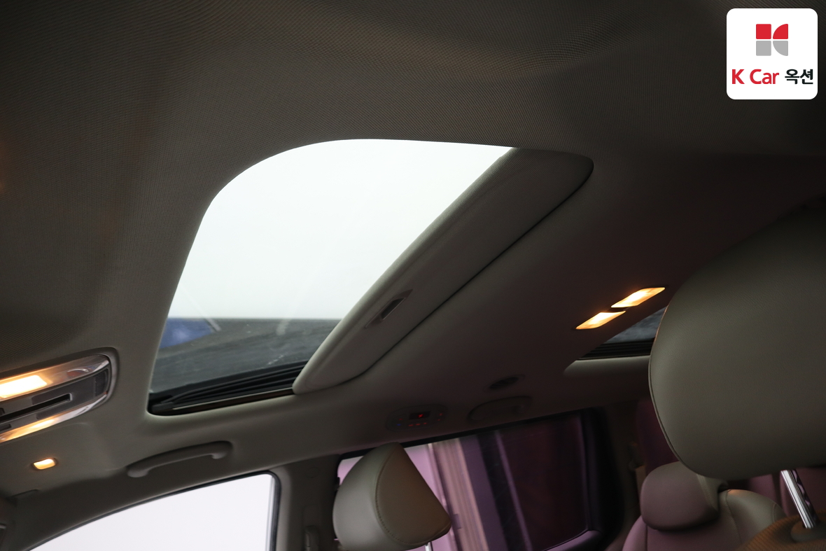 كيا نيو كارنيفال 2015 - صورة 22