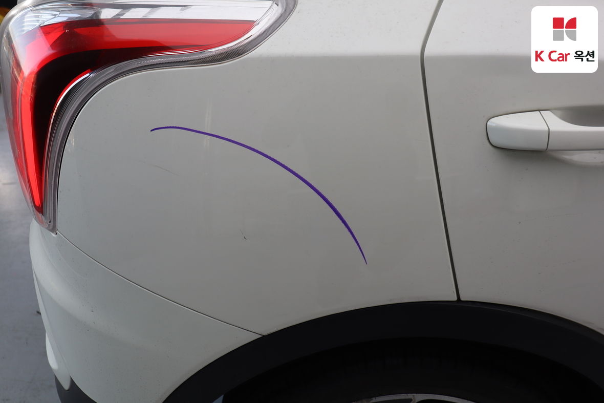 KG Mobility Tivoli 2016 - Image 38