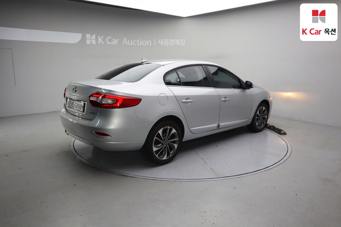 Renault Samsung SM3 2015 - Image 2