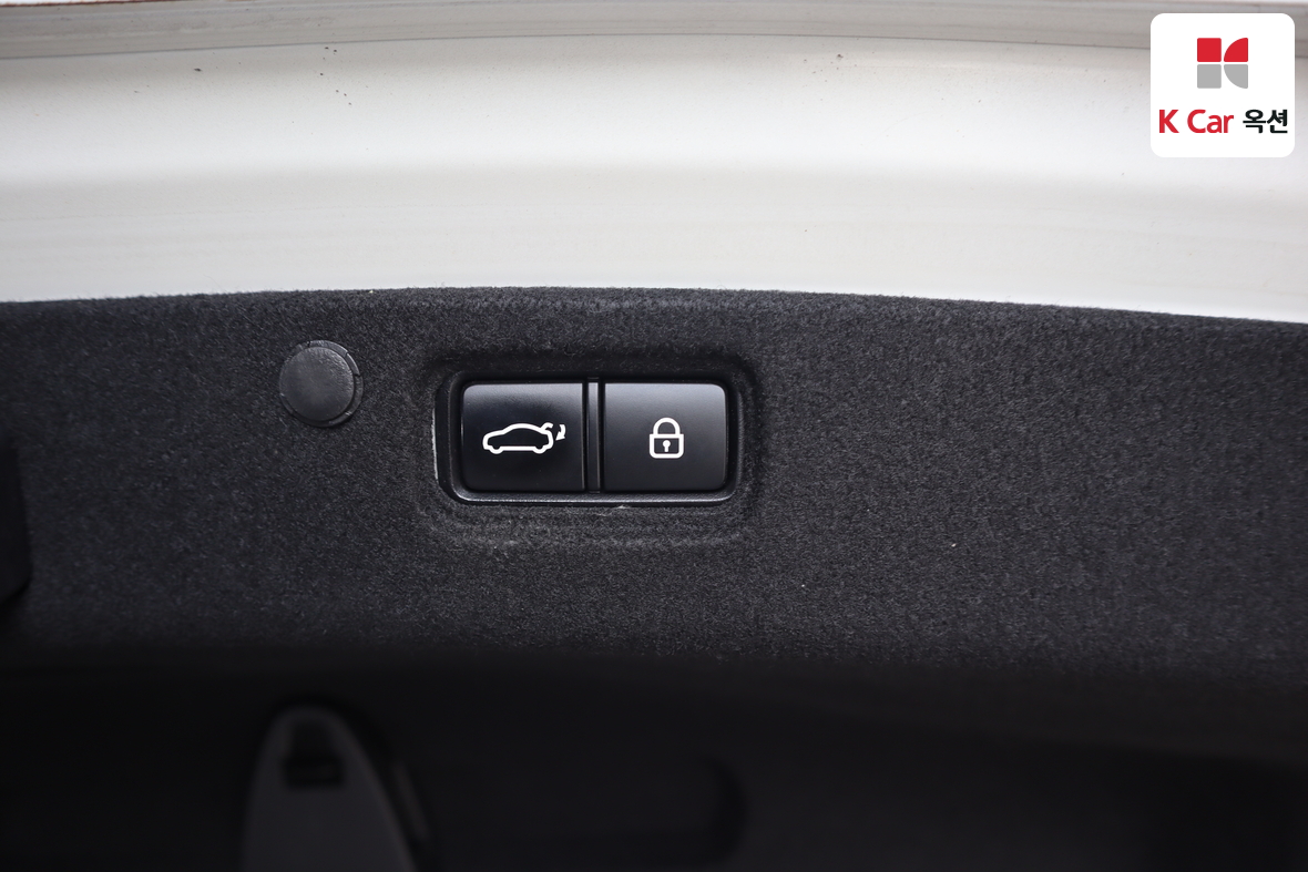 هيونداي أزيرا 2018 - صورة 30