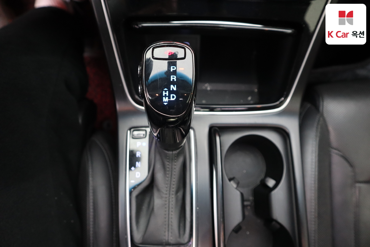 هيونداي أزيرا 2018 - صورة 17