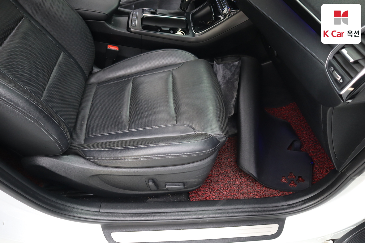 هيونداي أزيرا 2018 - صورة 34