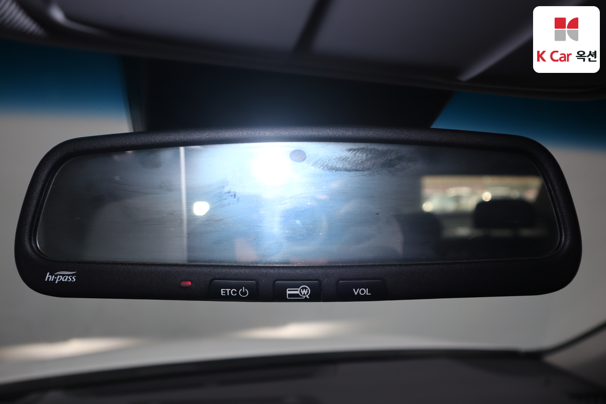 هيونداي أزيرا 2018 - صورة 12