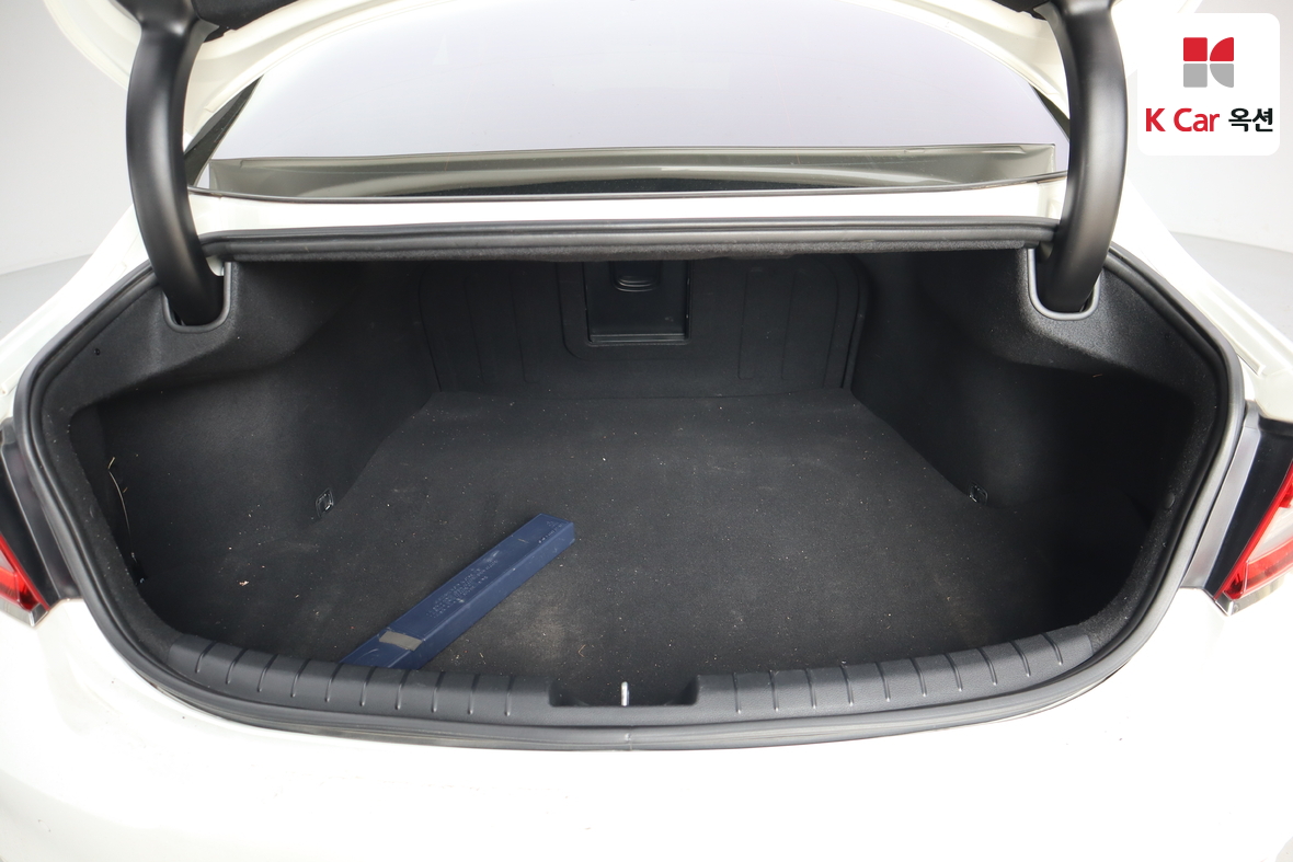 هيونداي أزيرا 2018 - صورة 29