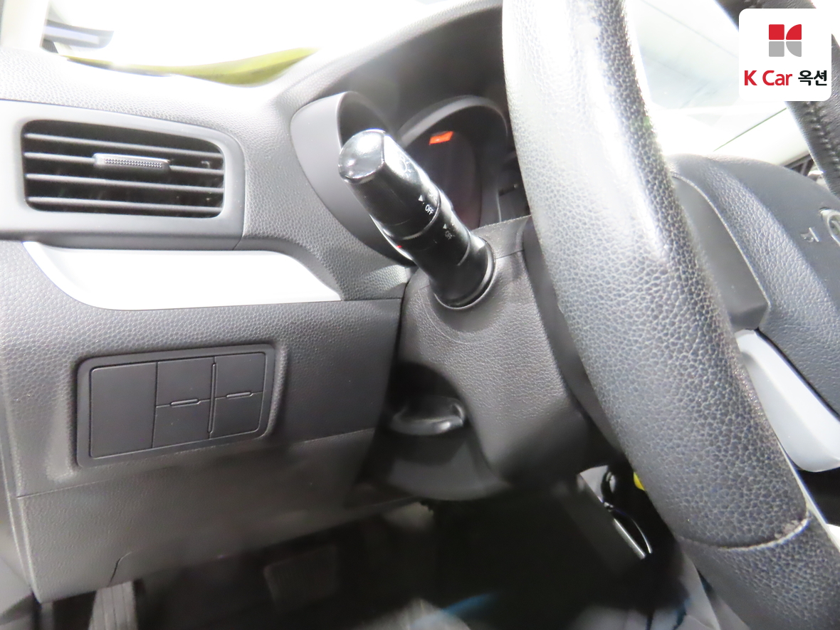 Kia Morning 2012 - Image 9