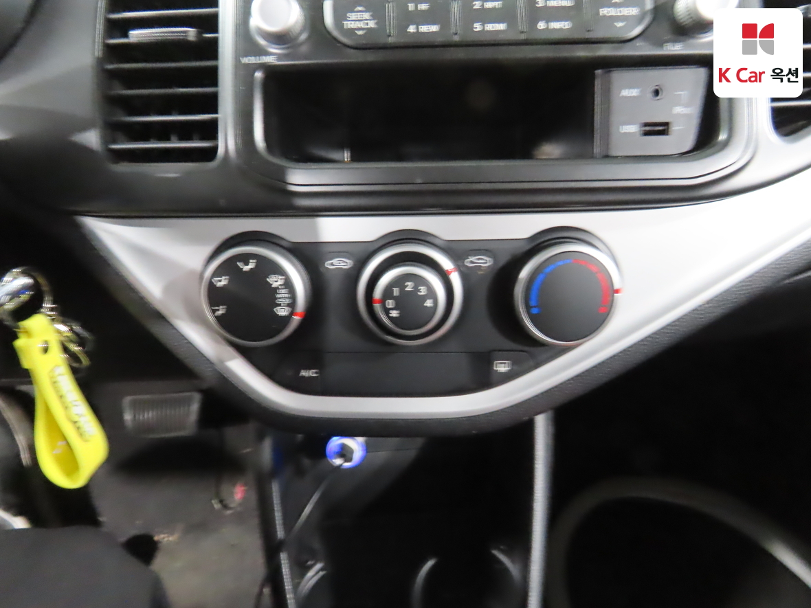 Kia Morning 2012 - Image 15