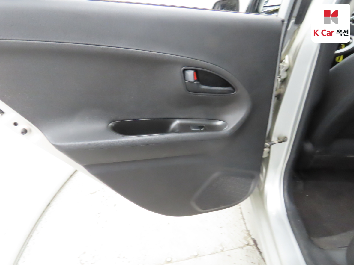 Kia Morning 2012 - Image 22