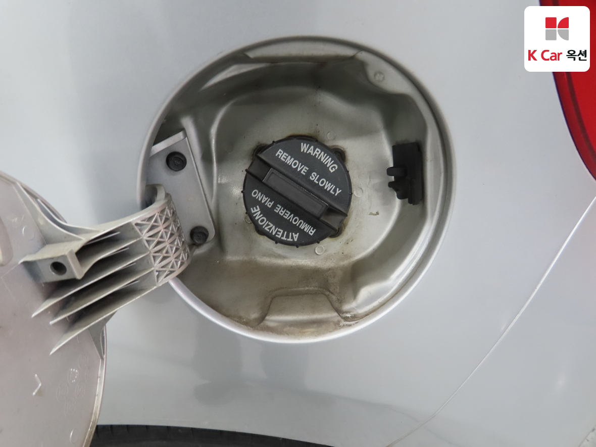 Kia Morning 2012 - Image 24