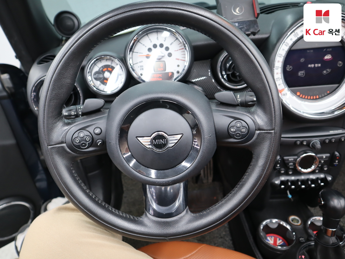 BMW MINI 2012 - Image 10