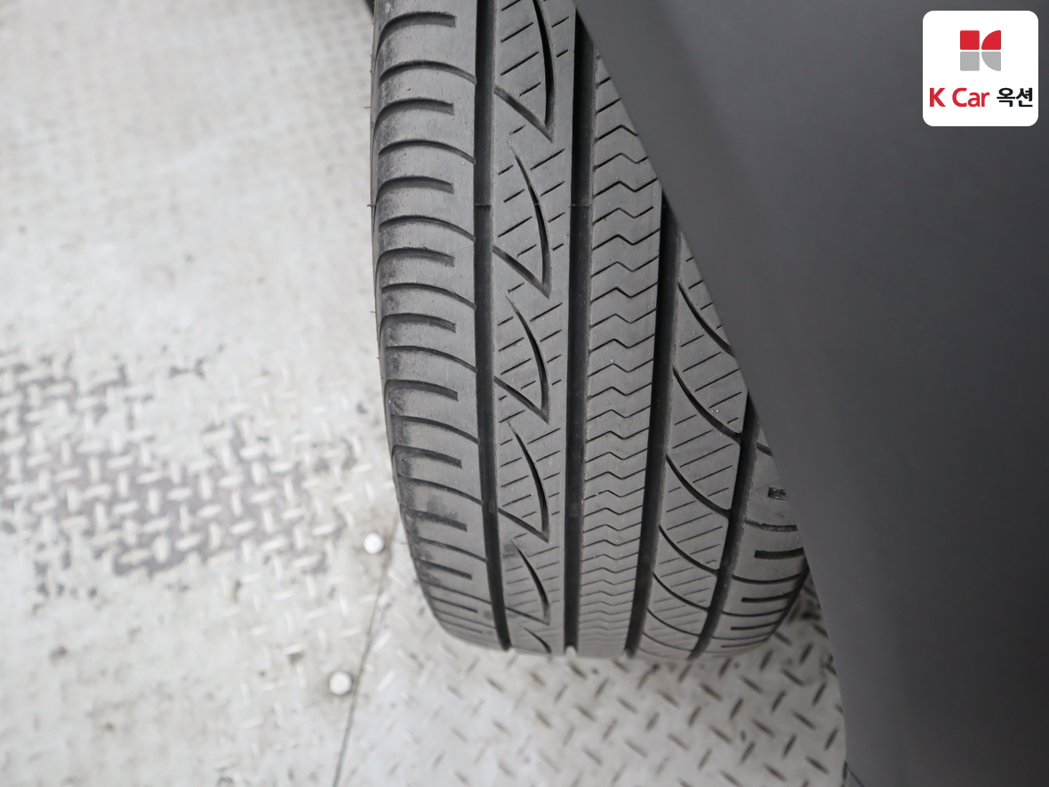 BMW MINI 2012 - Image 26